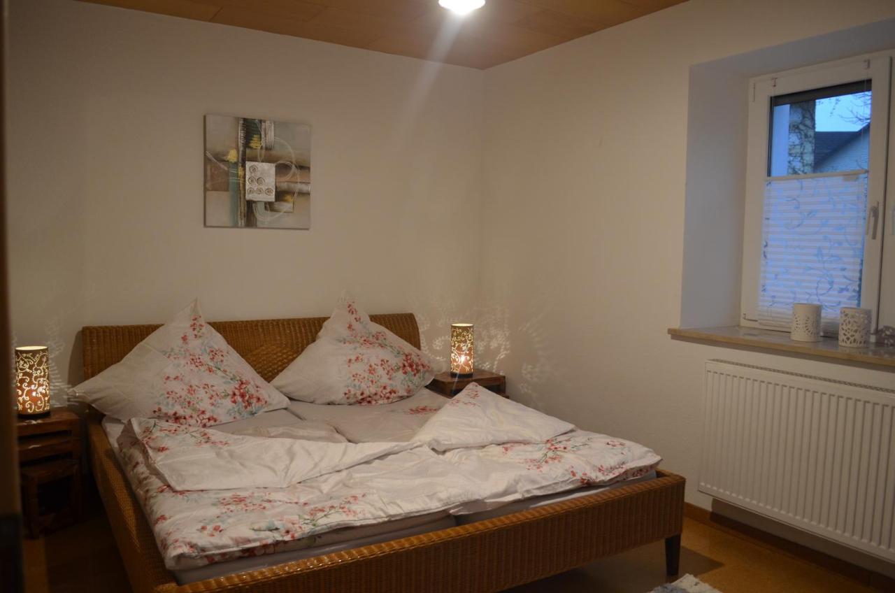 Gemuetliche Ferienwohnung Kirchenpingarten Extérieur photo